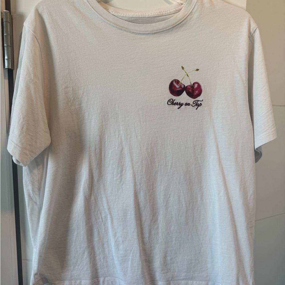 Abercrombie & Fitch Short-Sleeve Cherries Graphic Relaxed Tee